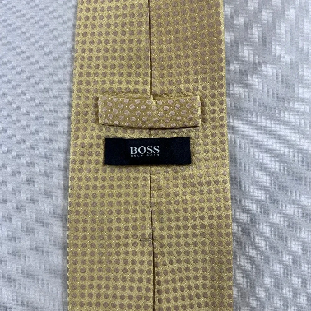 Hugo Boss Necktie Men Gold 100% Silk Geometric Dotted Italy Made Designer Luxury